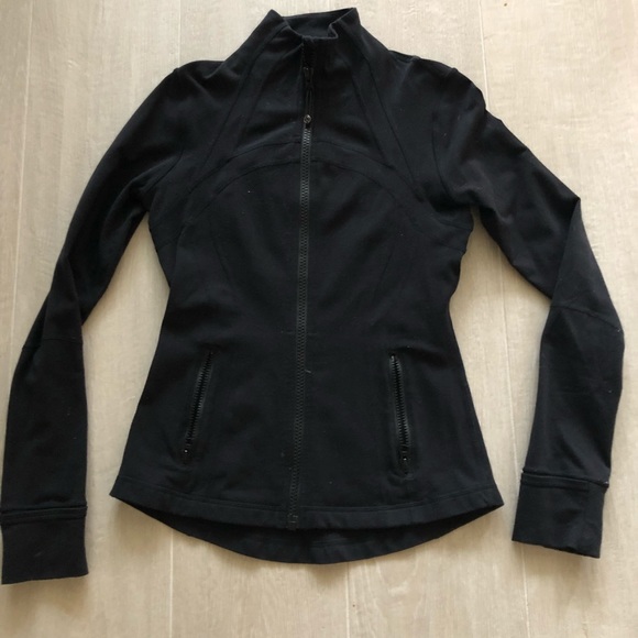 lululemon athletica Jackets & Blazers - Lululemon black lightweight jacket